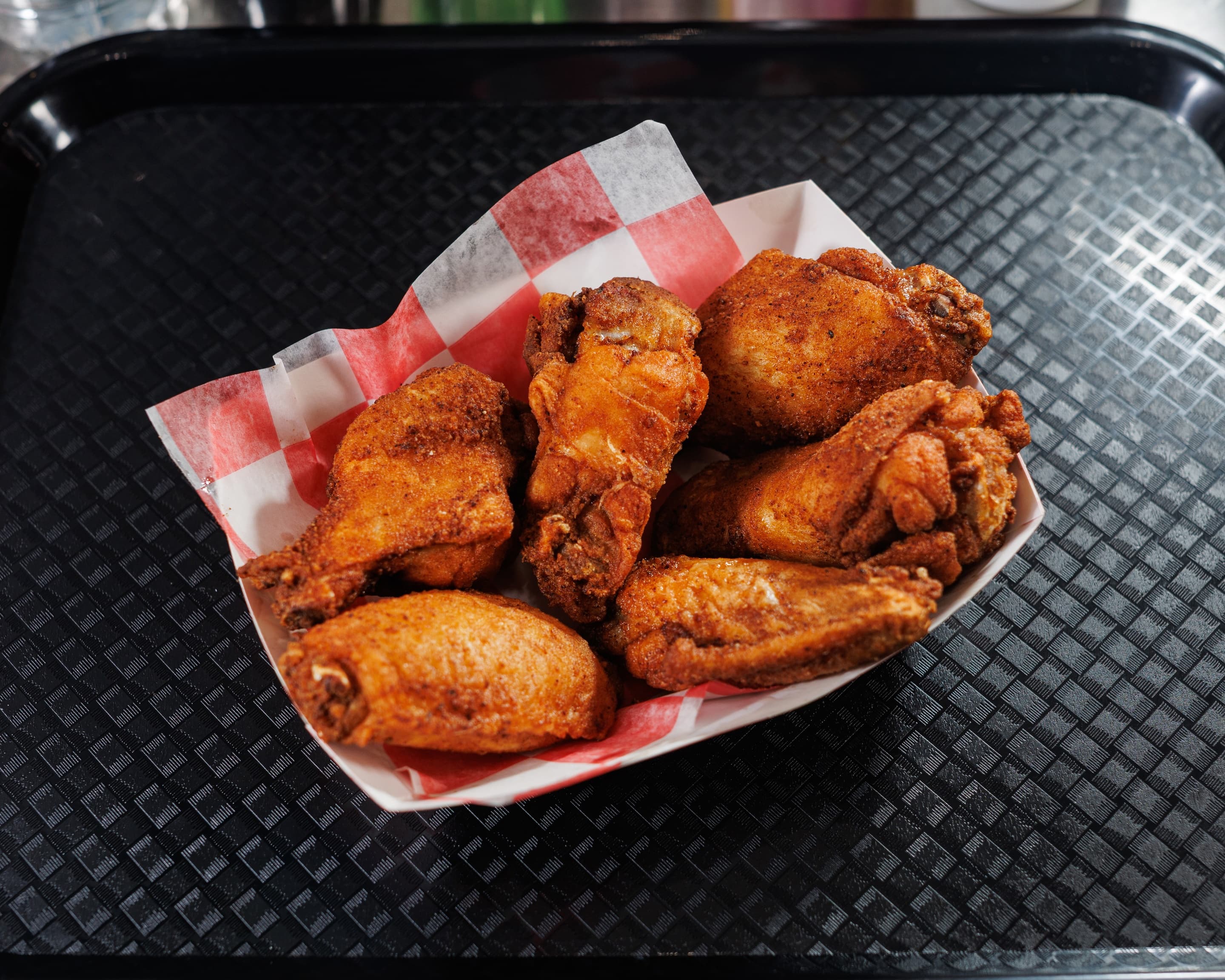 Crispy dry rub chicken wings